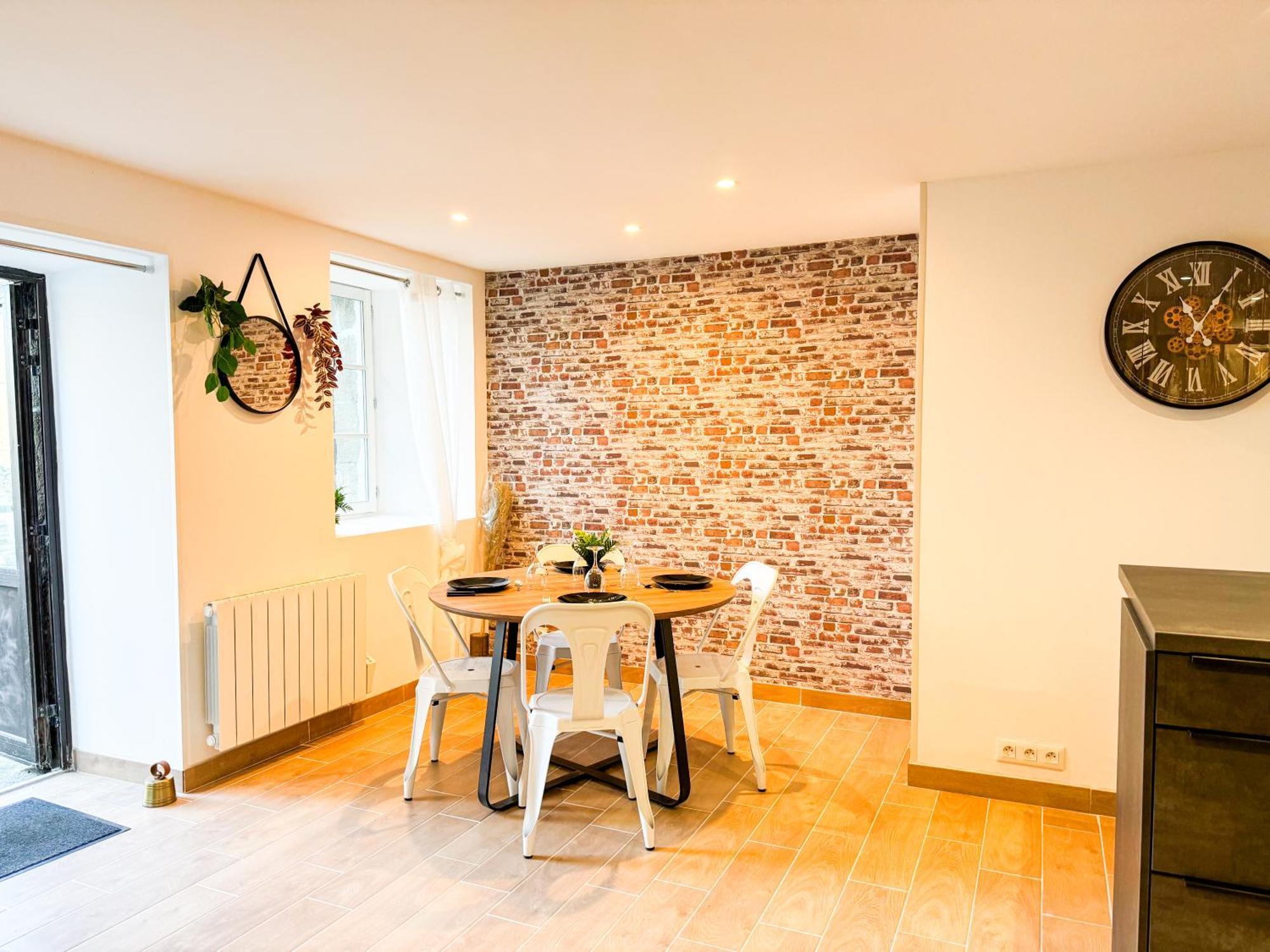 *new*_ L'industriel Chic Au Coeur De _ * Guingamp