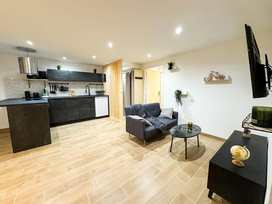 *new*_ L'industriel Chic Au Coeur De _ * Guingamp